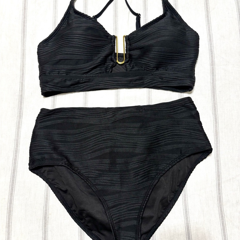 Women’s High Waisted U- Wire Cutout Bikini Swimsuit Black Large NWOT